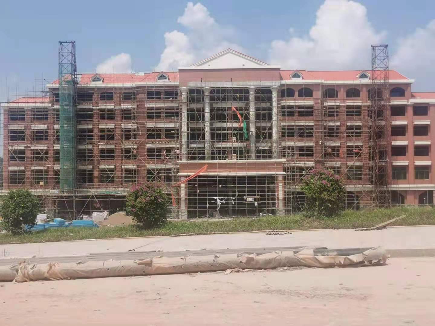 肇慶英語(yǔ)學(xué)校工地